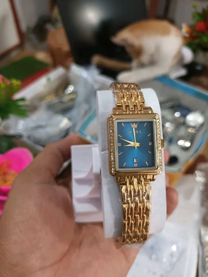 OLEVS Square Luxury Edition Women’s Watch - Image 3
